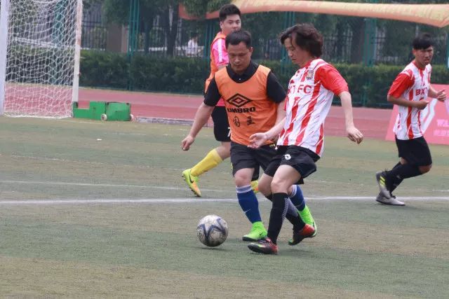 一枚小徽章何以成为亚沙会社交“硬通货”？