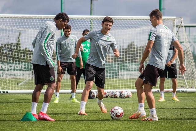 李梦：希望更多人来关注女篮运动和女子运动